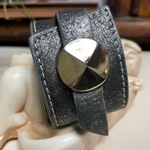 Leather cuff bracelet detailed stitching slide on gold  slip through buckle 🥇